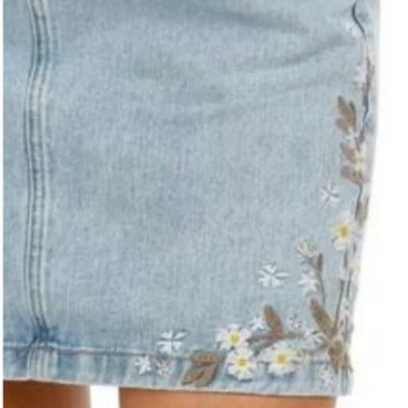 Driftwood Bambi Denim Floral Embroidered Skirt Tie Belt Light Wash 🆕⌚🏃🏻📦⚡🚚 - Picture 2 of 12